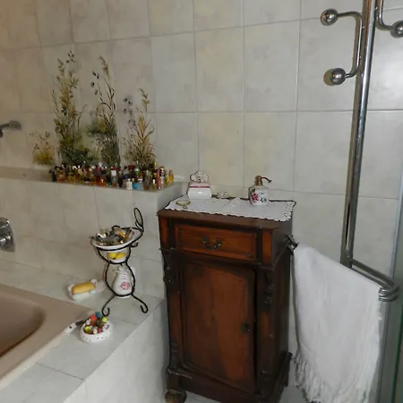 Mamota Bed & Breakfast 3*