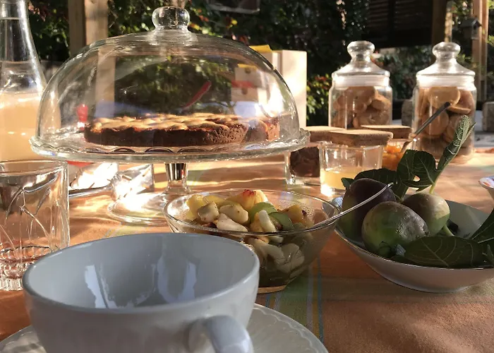 Bed & Breakfast Mamota 3*