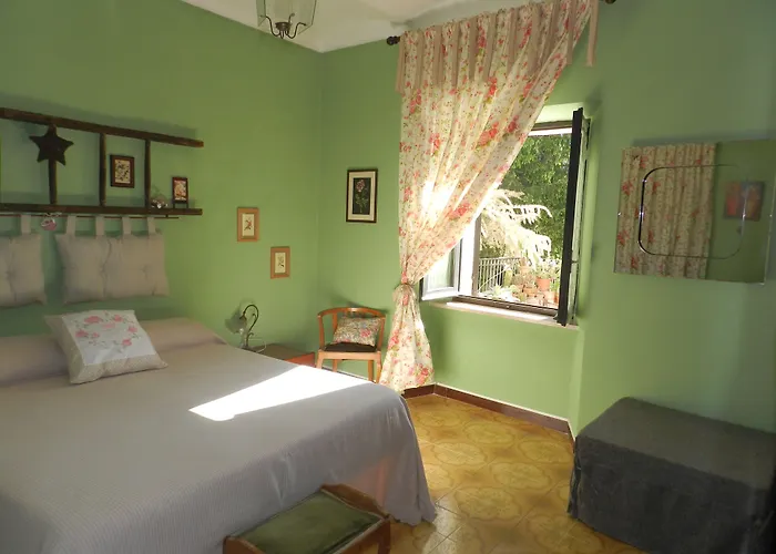 Bed & Breakfast Mamota 3*